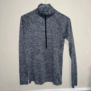Child’s under armor pull over